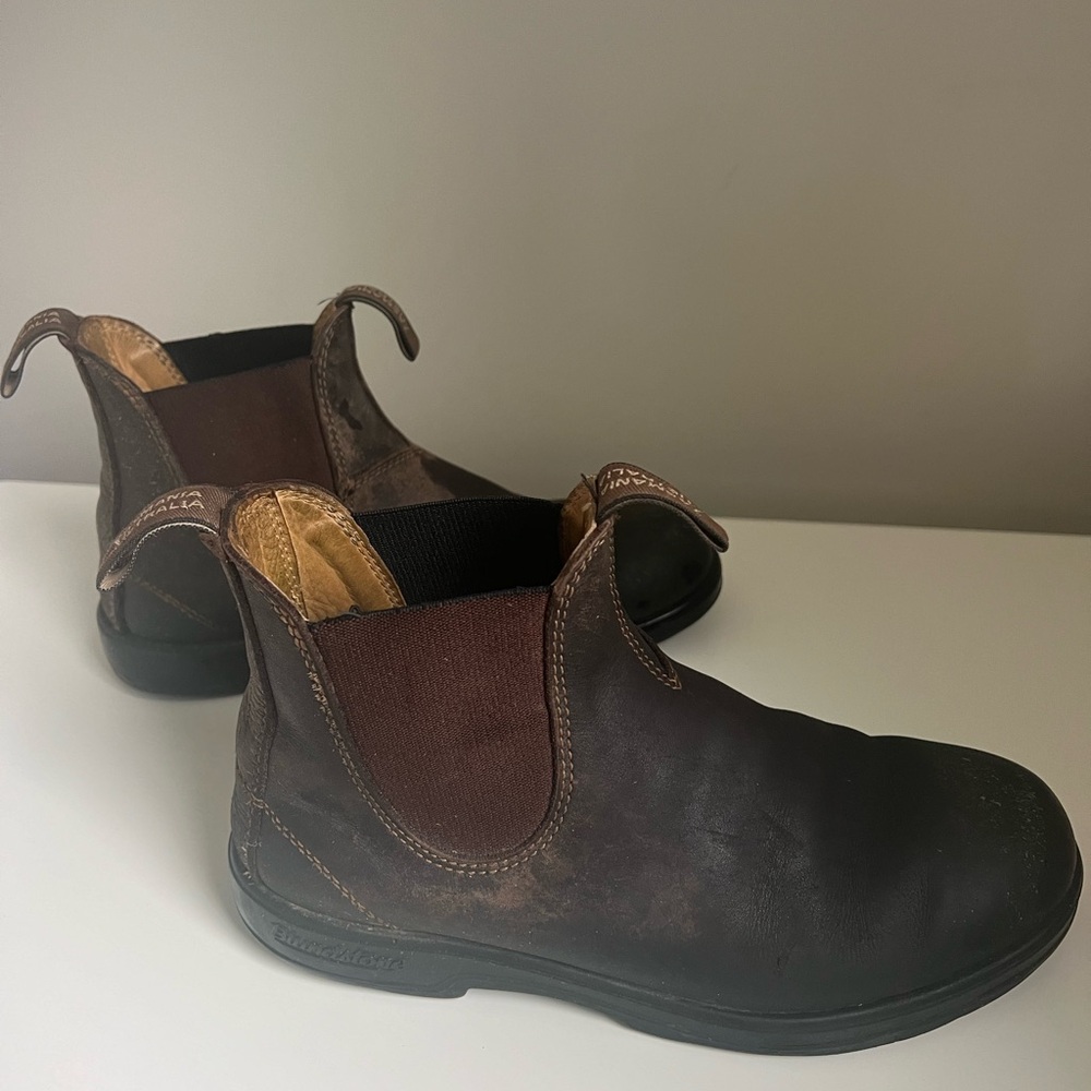 Blundstones 7.5 classic
